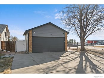102 7th St, Mead, CO 80542