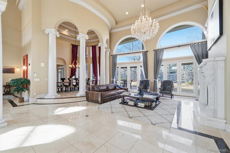 1975 Lake Rd, Lakewood, CO 80227