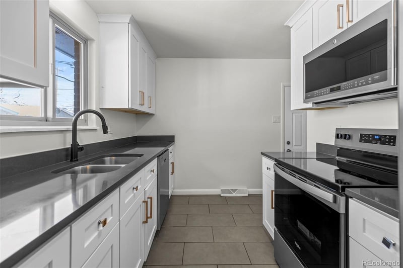 12403 Nevada Ave, Aurora, CO 80012