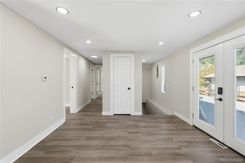 610 6th St, Bennett, CO 80102