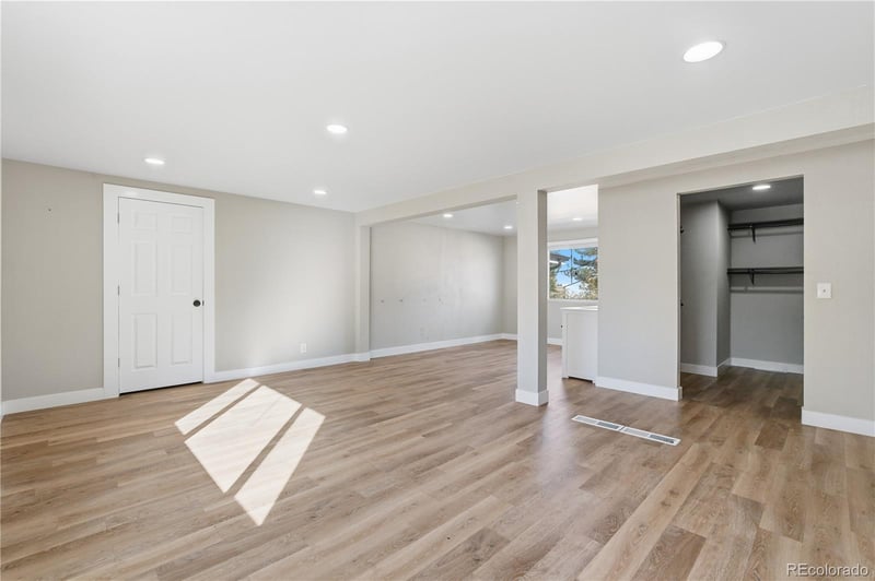 610 6th St, Bennett, CO 80102