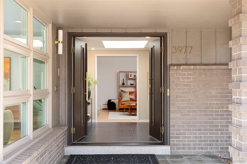 3977 S Jasmine St, Denver, CO 80237