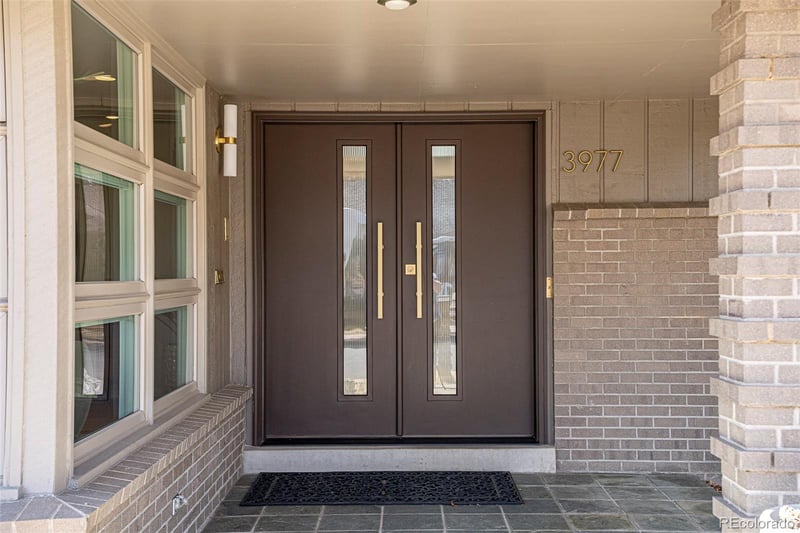 3977 S Jasmine St, Denver, CO 80237