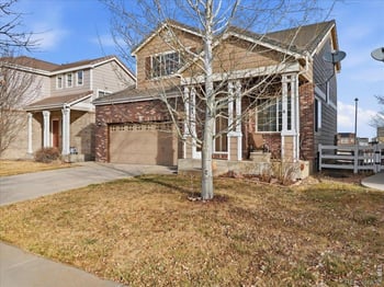 24703 Kansas Cir, Aurora, CO 80018