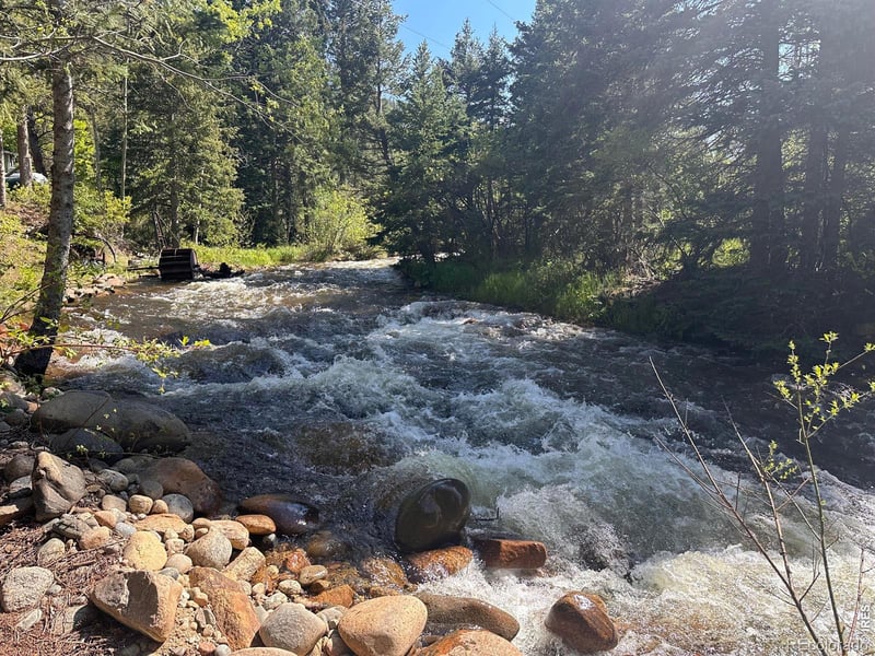 818 Riverside Dr, Lyons, CO 80540