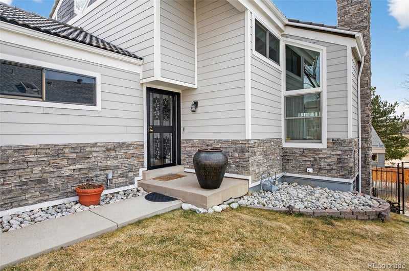 10772 Berry Ave, Littleton, CO 80127