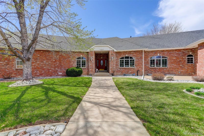 3997 Dawson St, Aurora, CO 80014