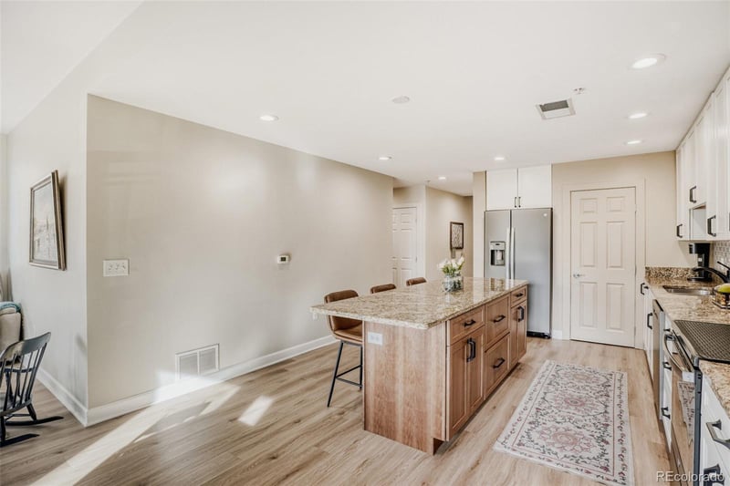 1630 Clarkson St #216, Denver, CO 80218