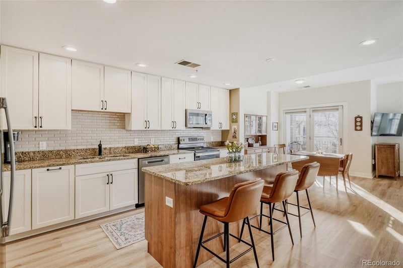 1630 Clarkson St #216, Denver, CO 80218