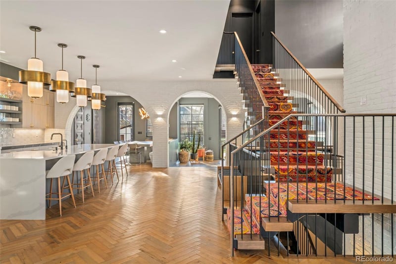 585 Gaylord St, Denver, CO 80209