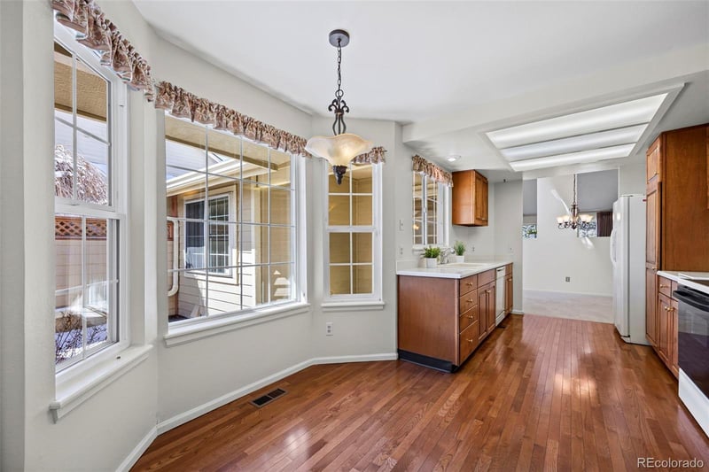 8233 High Ct, Centennial, CO 80122