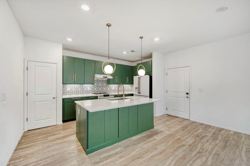 1986 166th Dr, Broomfield, CO 80023