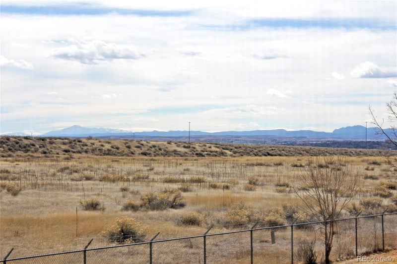 13850 Marina Dr #101, Aurora, CO 80014