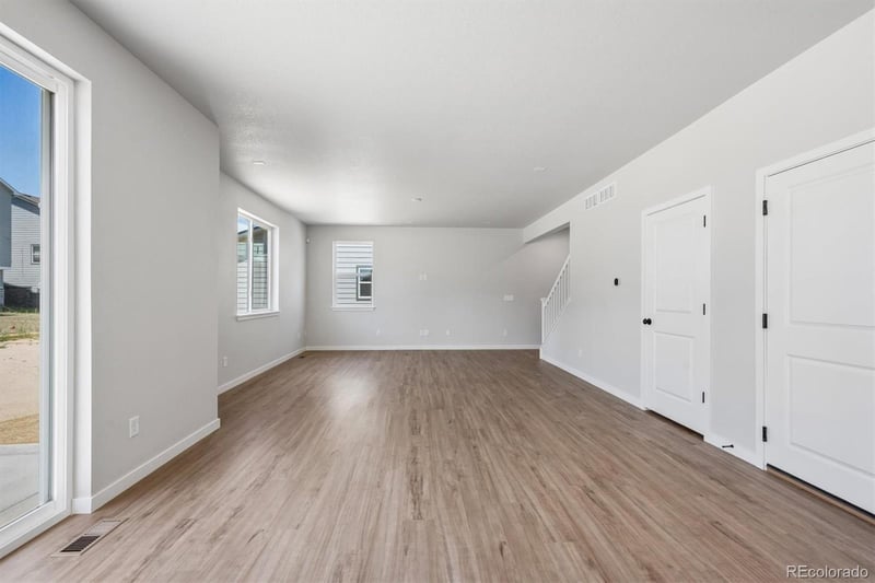 3323 N Irvington St, Aurora, CO 80019
