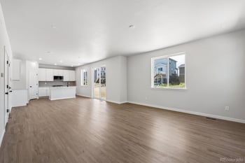 3323 N Irvington St, Aurora, CO 80019