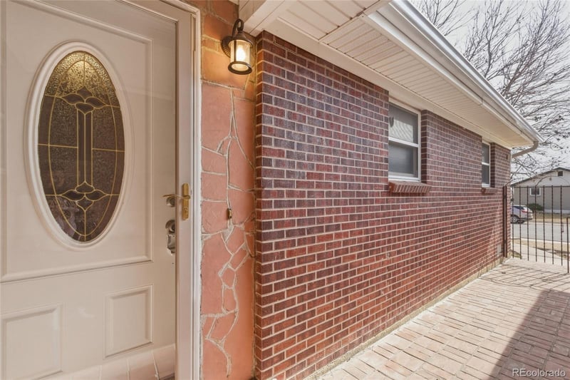 1885 115th Ave, Northglenn, CO 80233