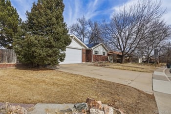 1885 115th Ave, Northglenn, CO 80233