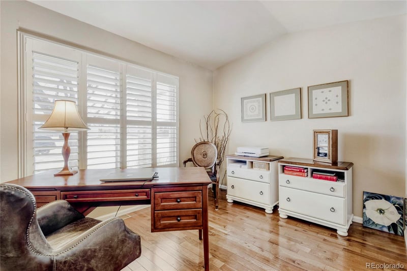 4905 Greenwich Ln, Highlands Ranch, CO 80130