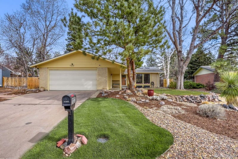 11233 Harvard Dr, Aurora, CO 80014