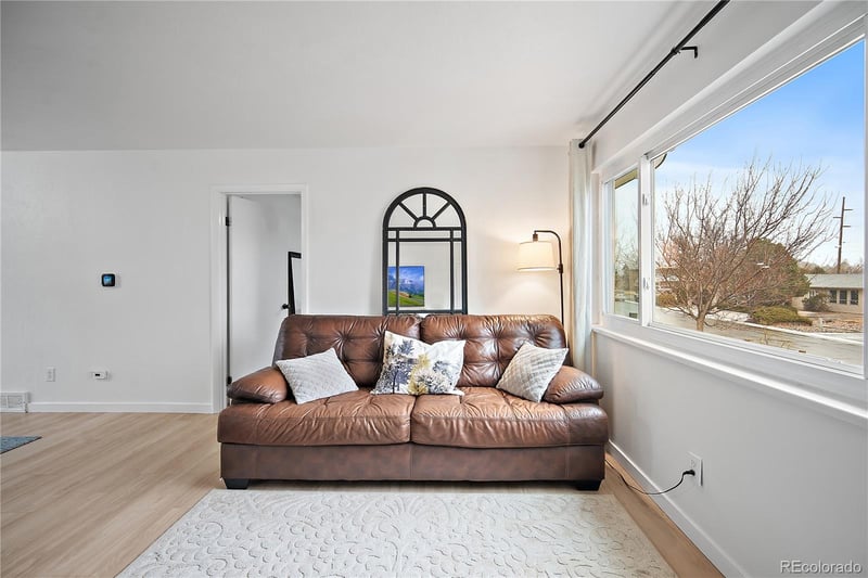 622 Paradise Ln, Colorado Springs, CO 80904