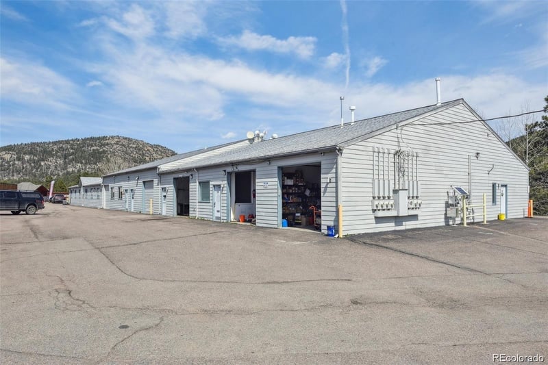 19336 Goddard Ct, Morrison, CO 80465