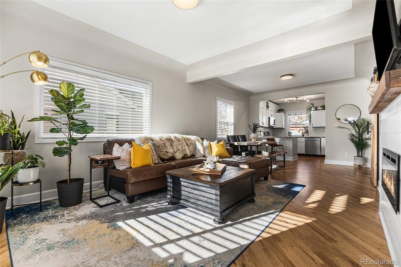 4975 Knox Ct, Denver, CO 80221