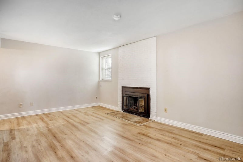 15252 Hampden Cir #G2, Aurora, CO 80014