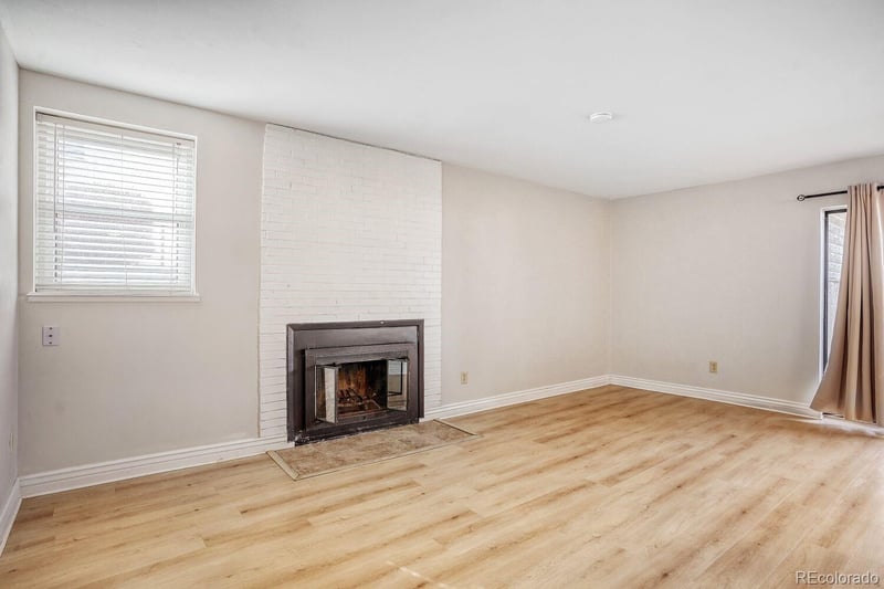 15252 Hampden Cir #G2, Aurora, CO 80014