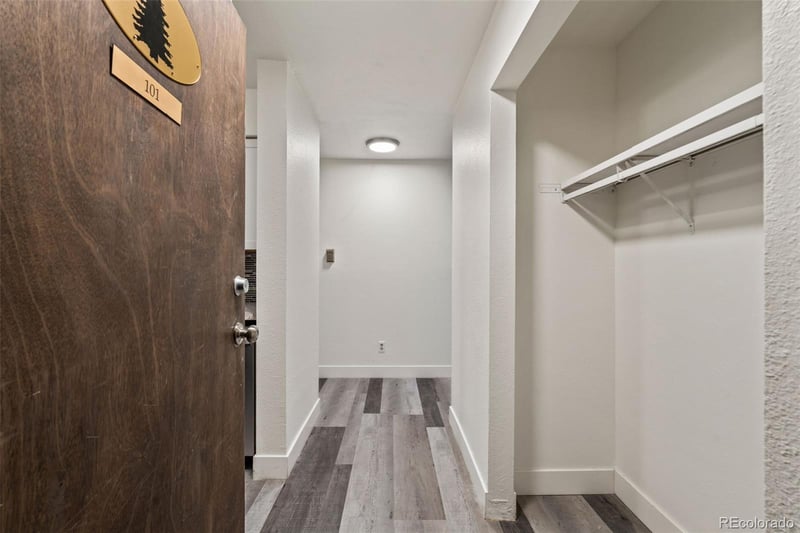 7615 Quincy Ave #101, Denver, CO 80237