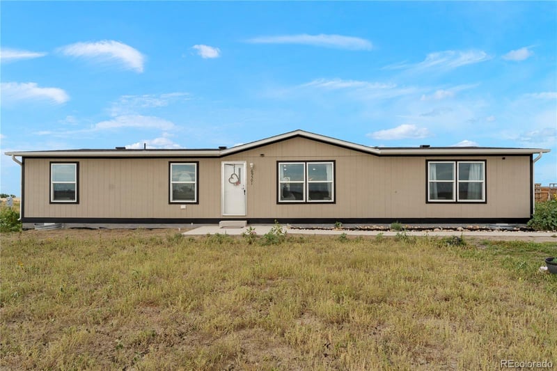 69501 E 72nd Ave, Byers, CO 80103