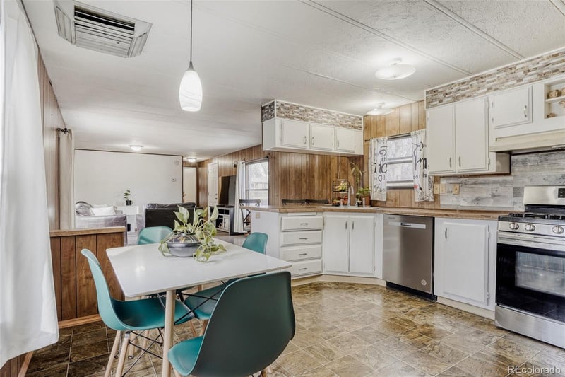 1201 Thornton Pw, Thornton, CO 80260