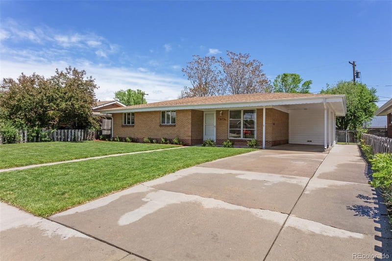 4728 Dover St, Wheat Ridge, CO 80033