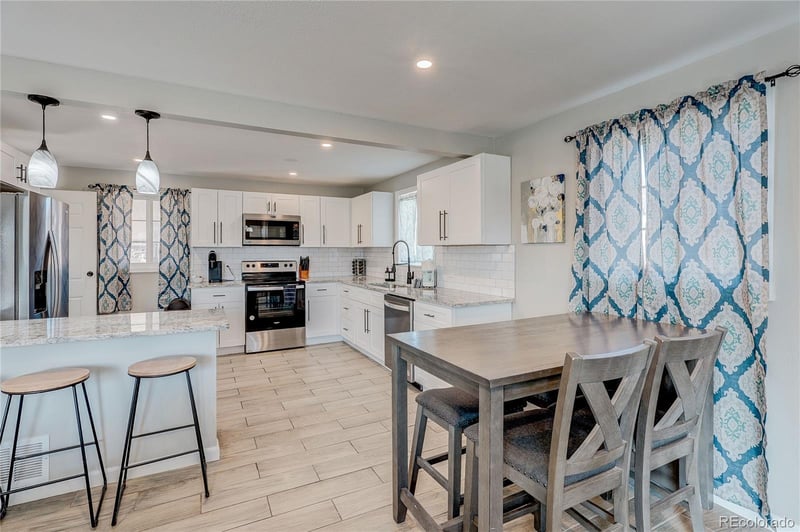 6733 Ash Way, Centennial, CO 80122