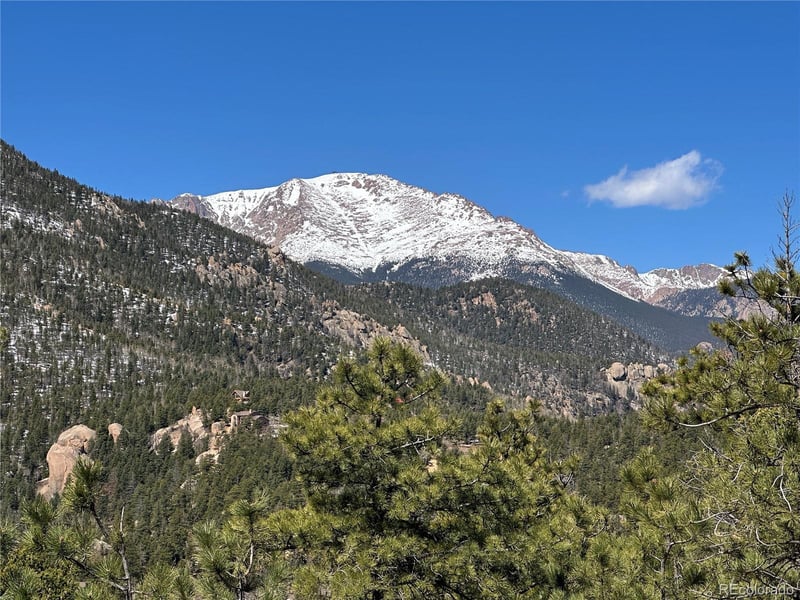 339 Eagle Mountain Rd, Manitou Springs, CO 80829