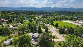 8836 Marathon Rd, Niwot, CO 80503