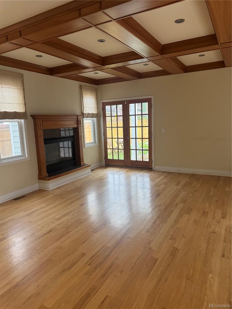 2464 S Saint Paul St, Denver, CO 80210
