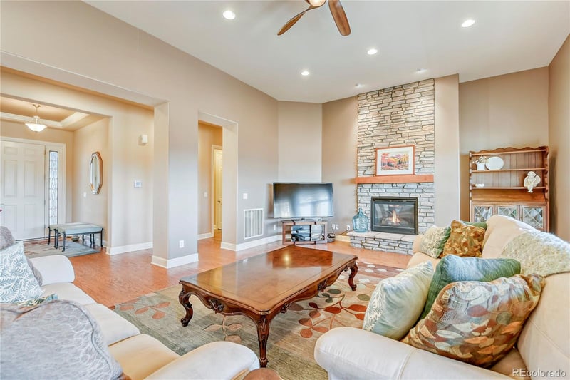 15889 Longview Dr, Broomfield, CO 80023