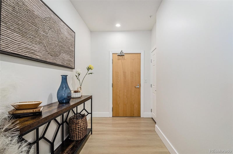 1630 Clarkson St #504, Denver, CO 80218