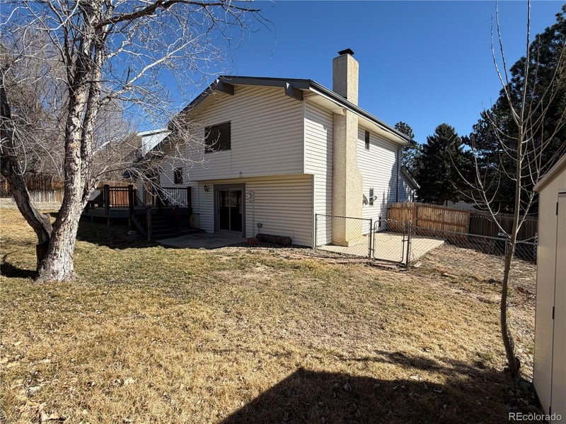 6050 Mach 1 Dr, Colorado Springs, CO 80918
