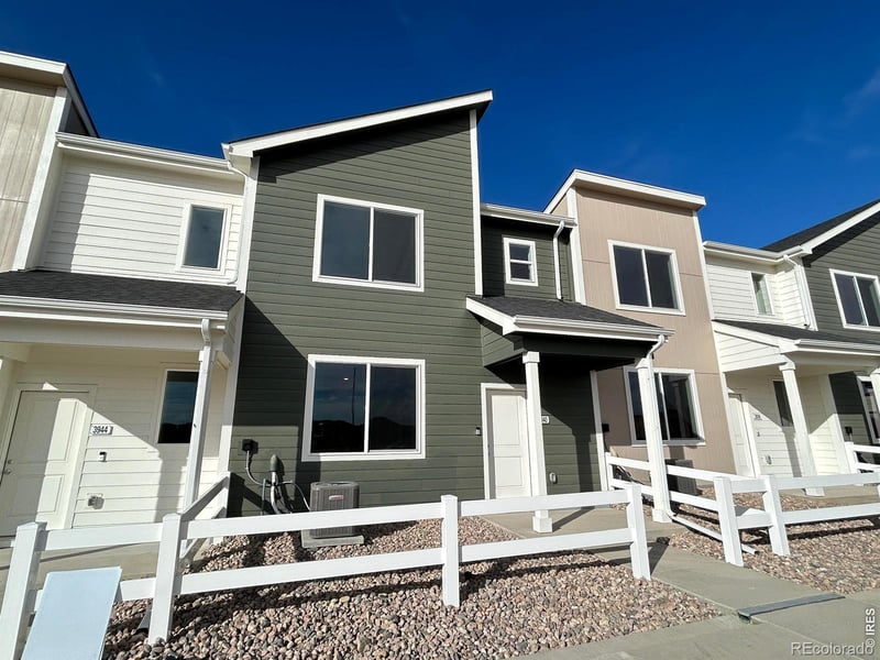 3940 Pinnacles Ct, Evans, CO 80620