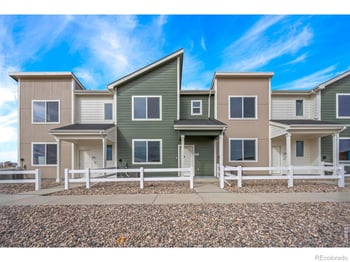 3940 Pinnacles Ct, Evans, CO 80620