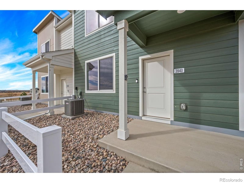 3940 Pinnacles Ct, Evans, CO 80620