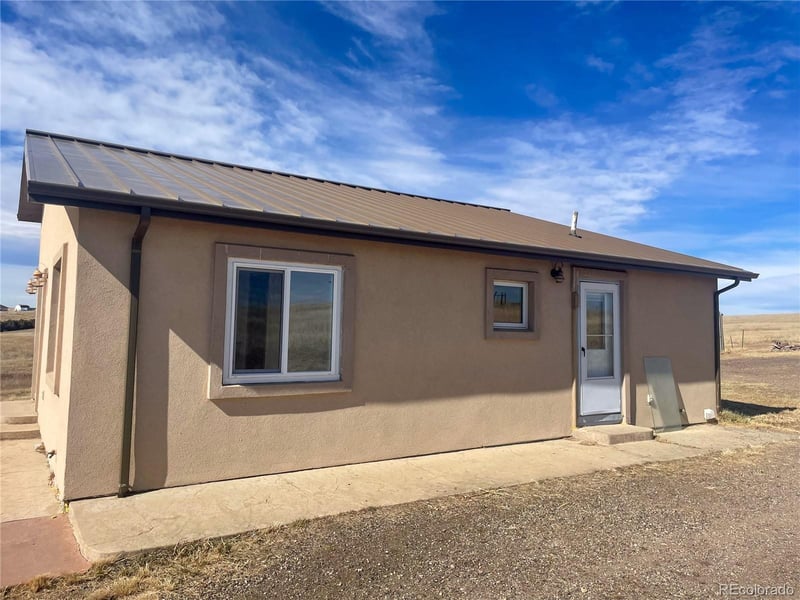 45005 Maplewood Dr, Bennett, CO 80102