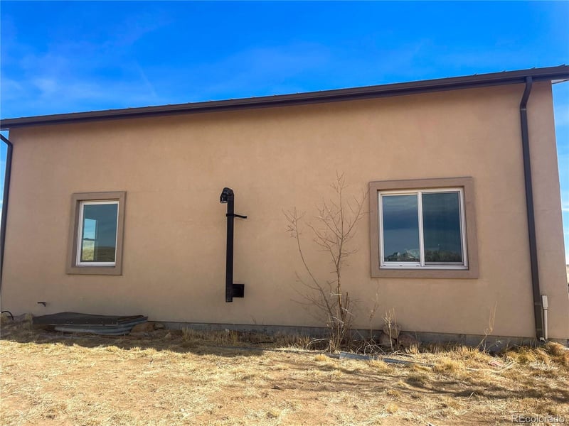 45005 Maplewood Dr, Bennett, CO 80102