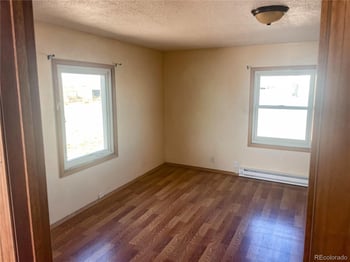 45005 Maplewood Dr, Bennett, CO 80102