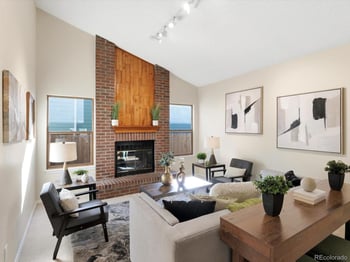 1660 Emerald St, Broomfield, CO 80020