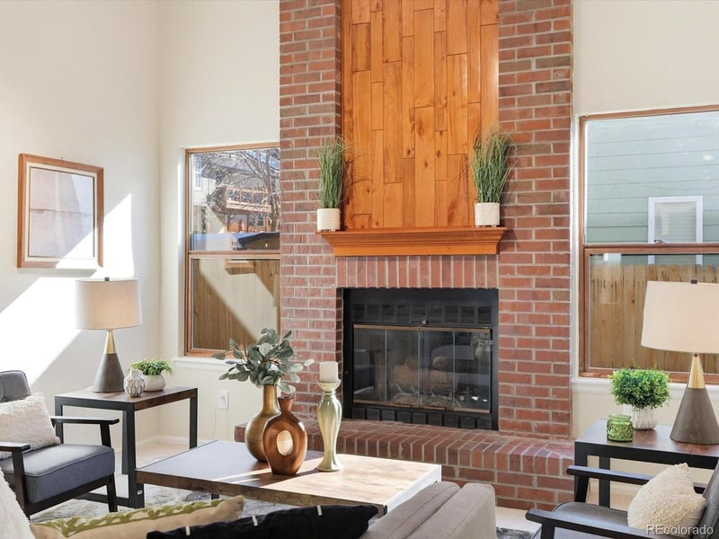 1660 Emerald St, Broomfield, CO 80020