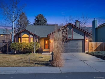 1660 Emerald St, Broomfield, CO 80020