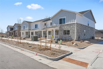 6545 Nepal St, Aurora, CO 80019