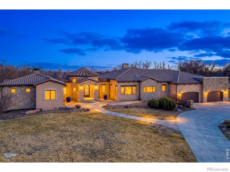 2102 Shoreside Dr, Berthoud, CO 80513